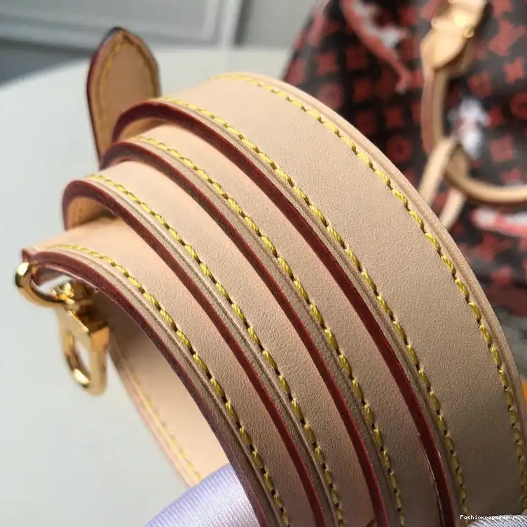 Fashionreps Bags 19T1L0386 LV 0715